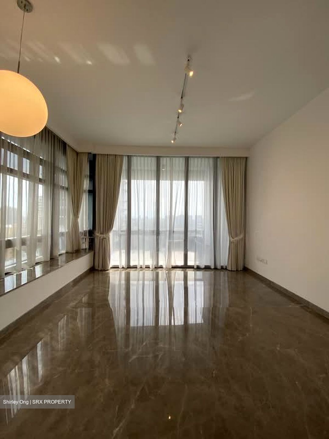 Nouvel 18 (D10), Condominium #542142151